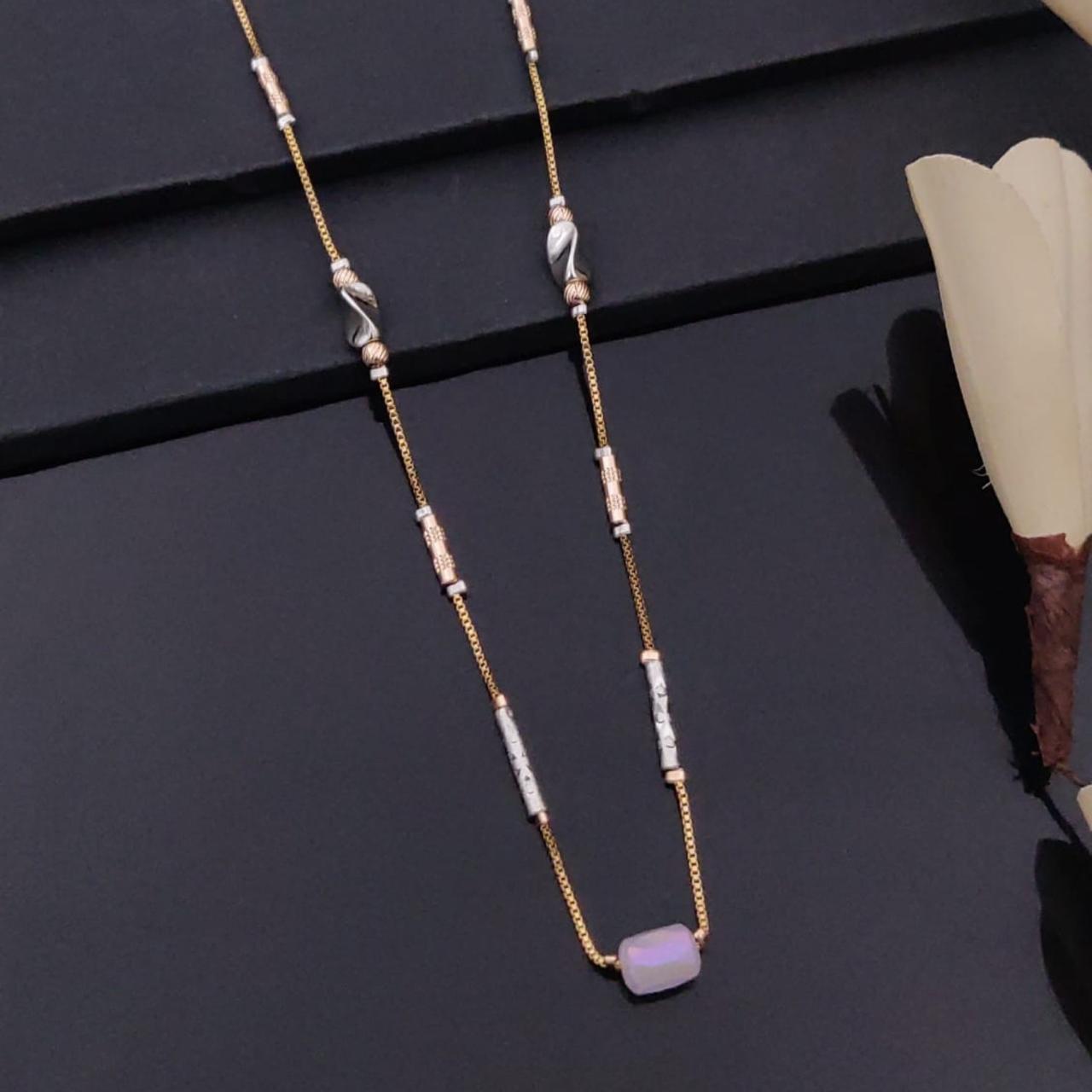 Elegant 3-Tone Anti-Tarnish Chains for Women – Timeless Style & Durability