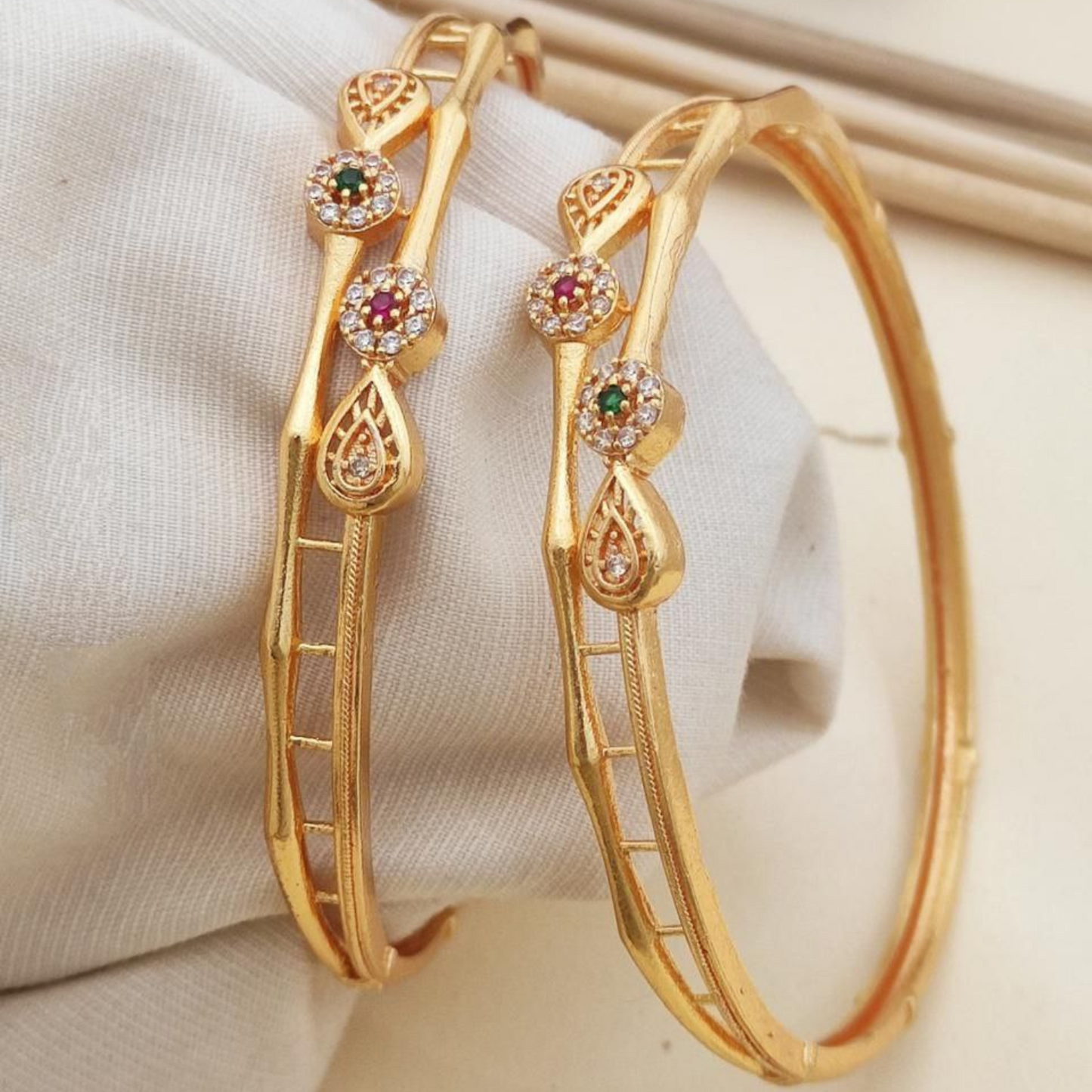 Versatile High Gold-Plated Diamond-Studded Bangles – Elegant for Everyday & Special Occasions